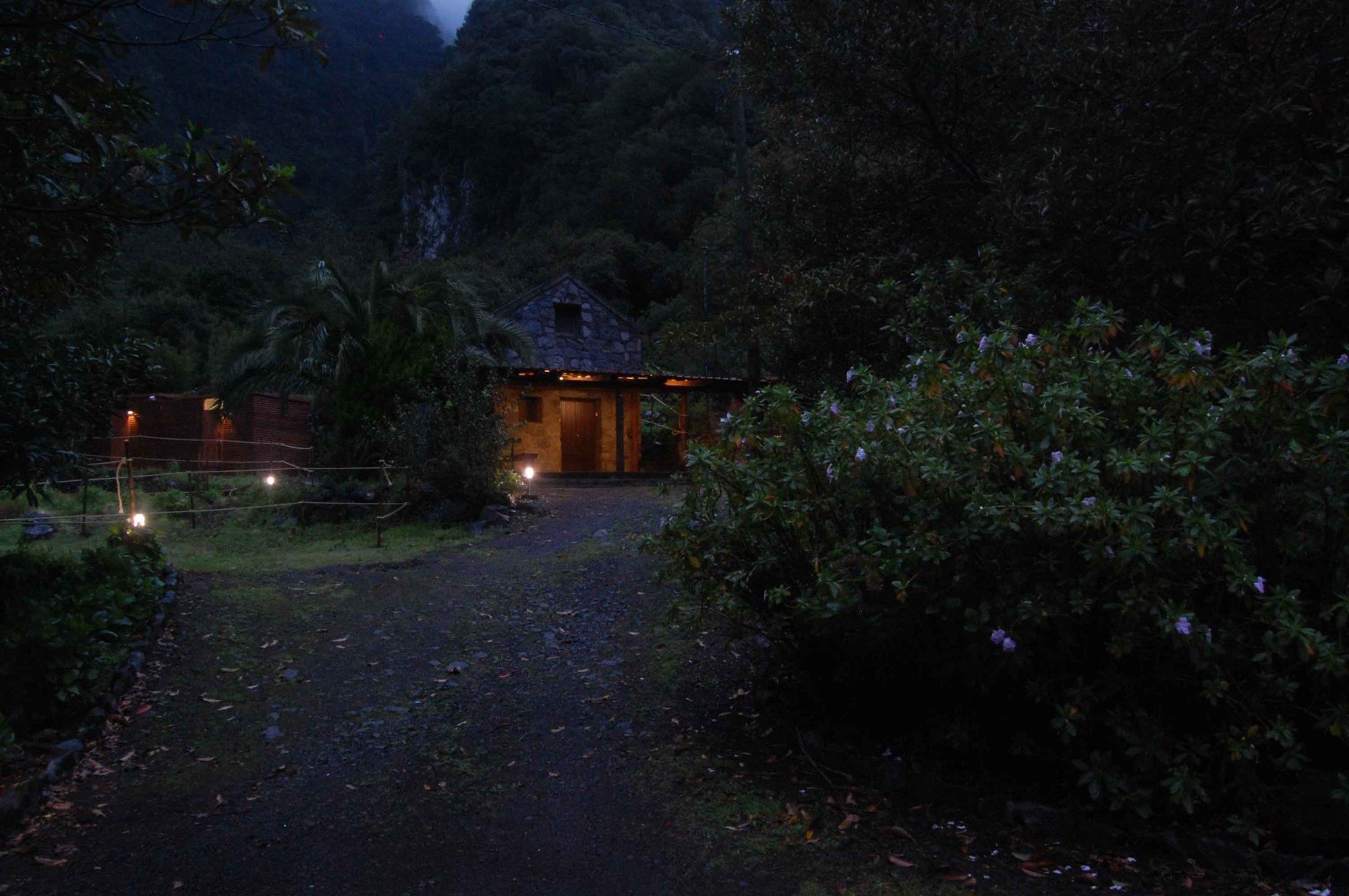 Nature Inn Madeira - Glamping Porto Moniz Ngoại thất bức ảnh